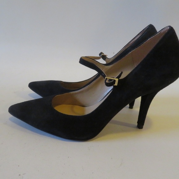 MICHAEL MICAHEL KORS SUEDE POINT BUCKLE HEELS 7.5* - Picture 4 of 7
